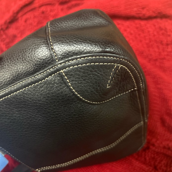 Liz Claiborne Black Leather Shoulder Bag - Picture 4 of 7